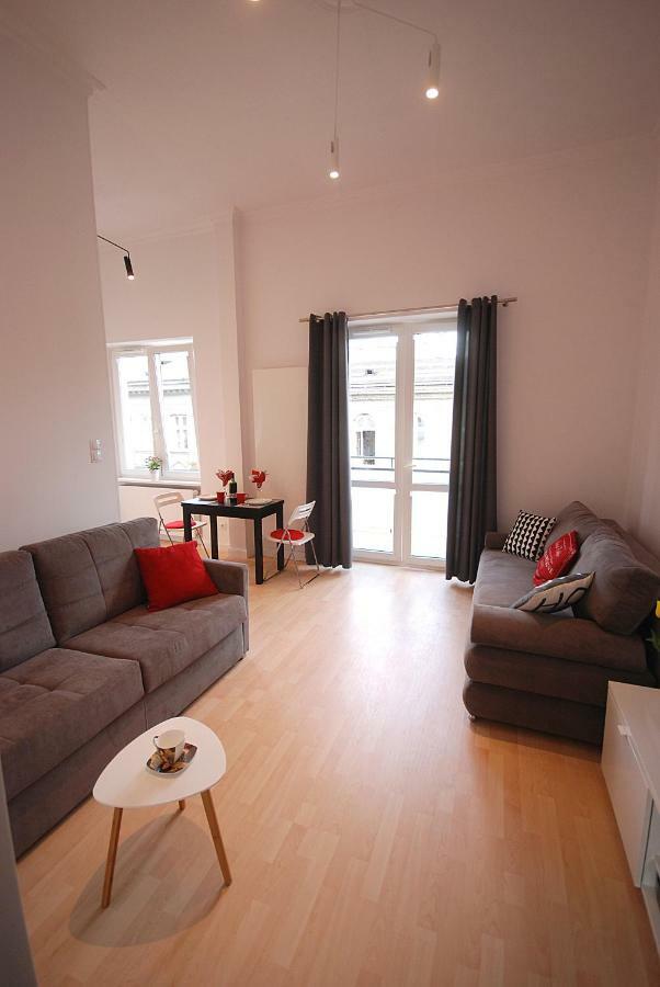 Nowy Apartament Wilcza Varsó Kültér fotó