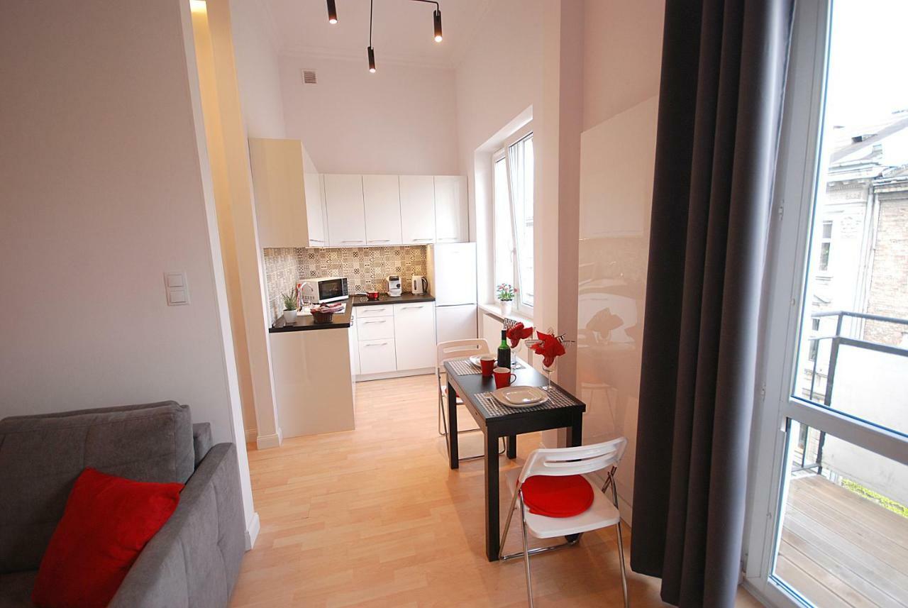 Nowy Apartament Wilcza Varsó Kültér fotó