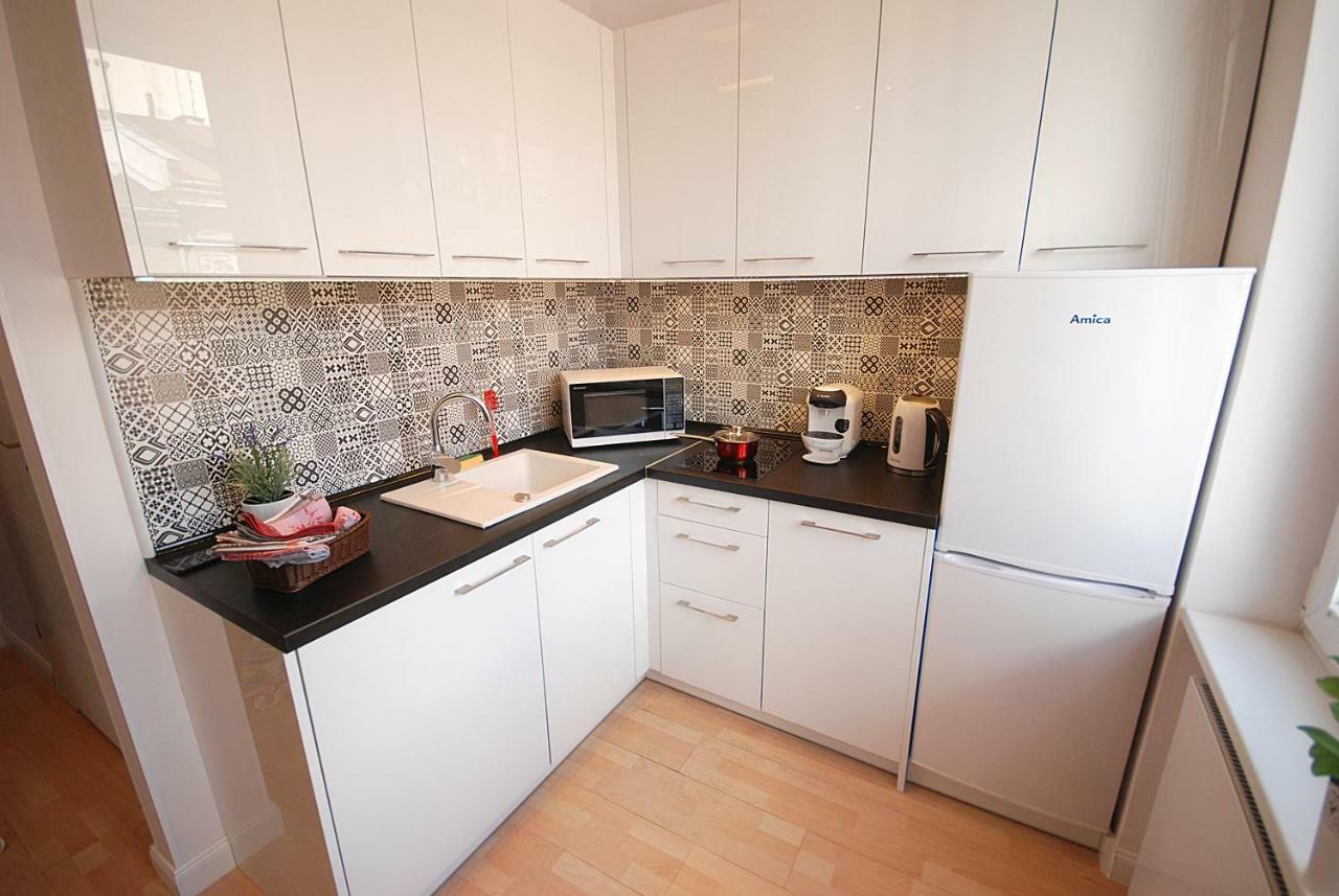 Nowy Apartament Wilcza Varsó Kültér fotó