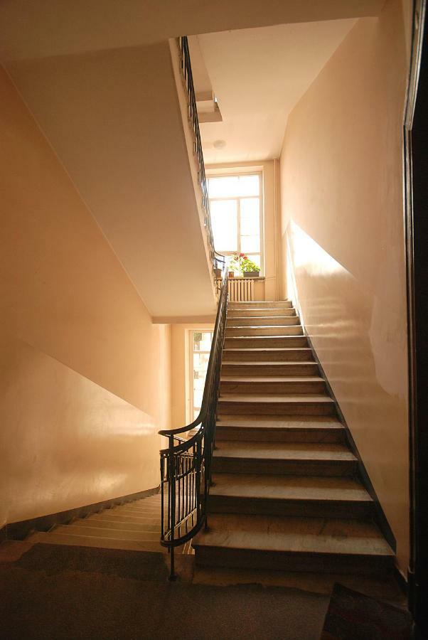 Nowy Apartament Wilcza Varsó Kültér fotó